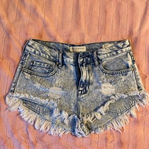 Bullhead Denim CO High Rise Short